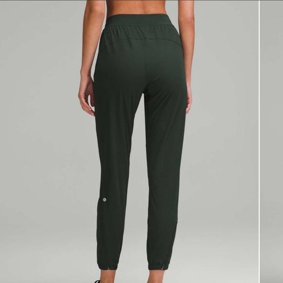LULULEMON Adapted State High-Rise Jogger, Legacy Green, Size 8, PERFECT - Picture 6 of 10